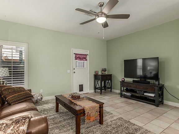 3rd image of 3334 W Morrow Dr Unit 4