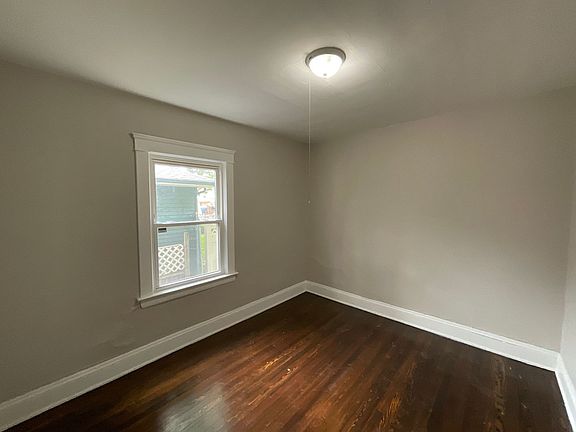 4th image of 3724 W 13th St #C9367442b