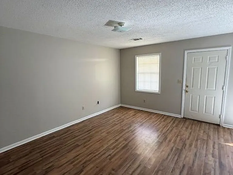 43 Smith Rd — Photo 4