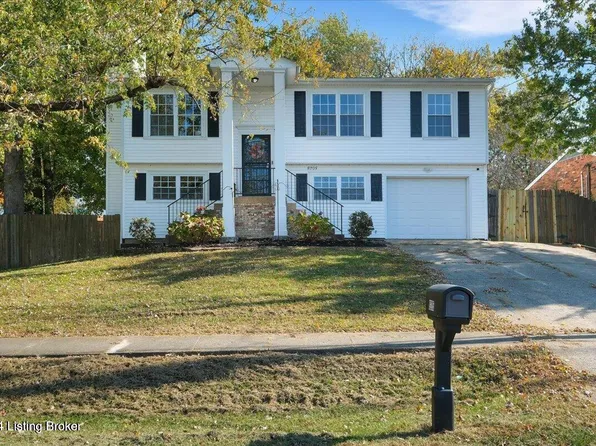 8205 Vaughn Mill Rd, Louisville, KY 40228