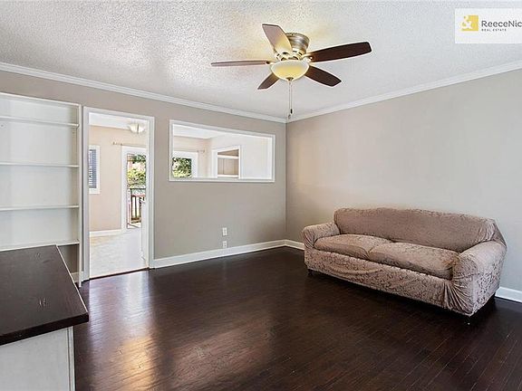 3rd image of 4916 Canterbury St