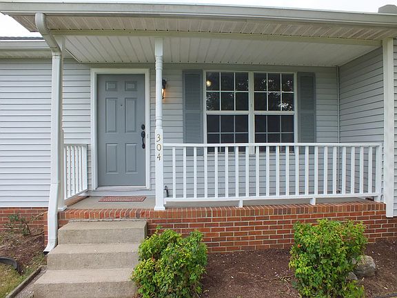 4th image of 304 Summer Dr