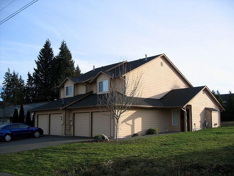 1st image of 18901 24th Ave W