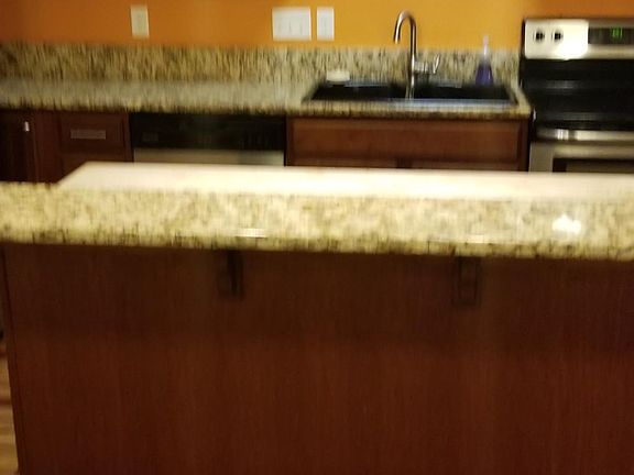 5th image of 810 Skelton Way