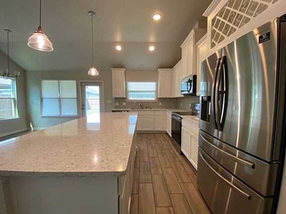 2nd image of 9550 English Oak Dr