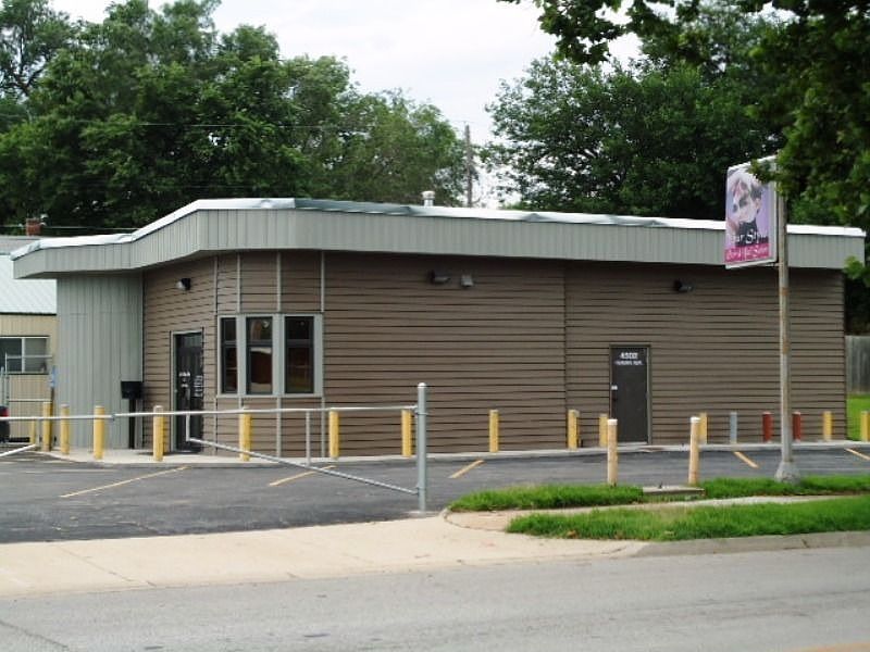 1st image of 4502 Florence Blvd