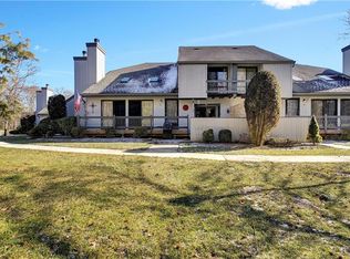 22 Azalea Ct #2, Monmouth Junction, NJ 08852