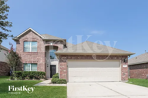 28911 Hidden Lake Ct Photo 1