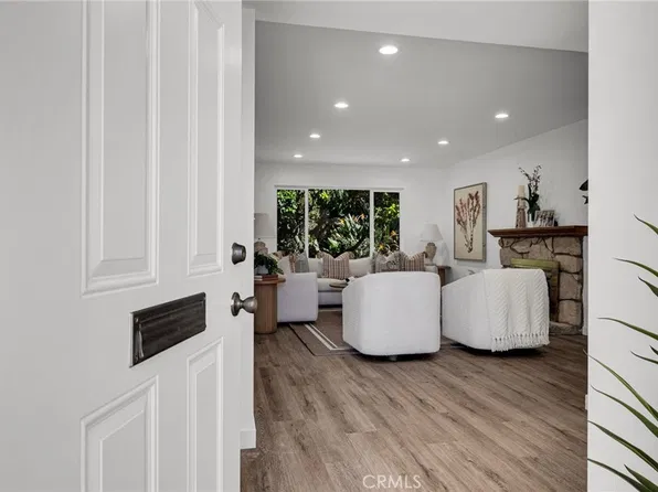 9041 Judith Cir, Westminster, CA 92683
