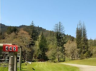 442 Tenney Dr, Rogue river, OR 97537