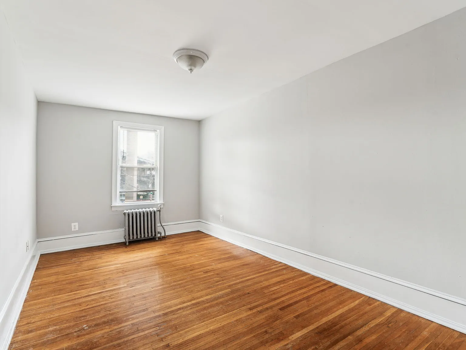 1 bed, $1,090 — Photo 3