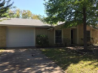 3138 Edelweiss Dr, Grand Prairie, TX 75052