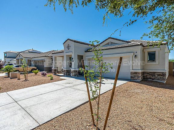 2nd image of 3032 N 310th Ln