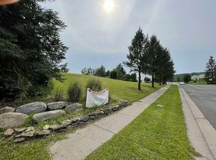 6463 Tulipwood Ln, Jamesville, NY 13078