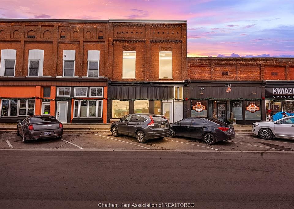 1st image of 131 Main St