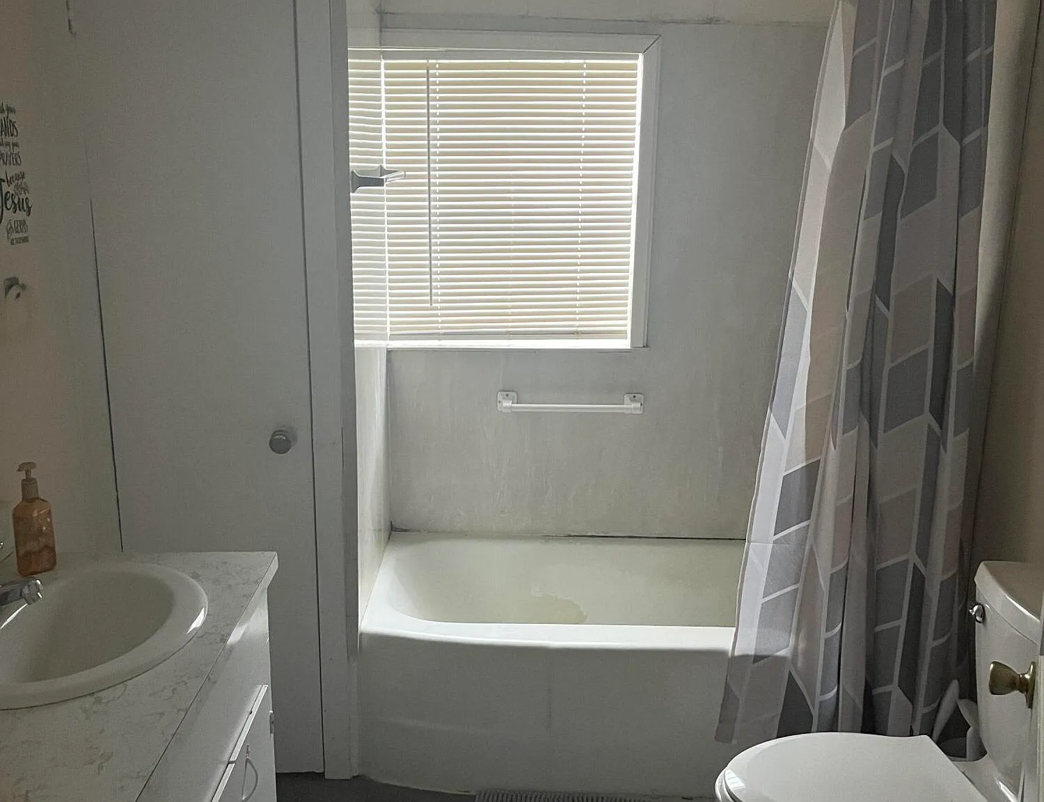 2 bed, 1.0 bath, 1000 sqft, $1,000 — Photo 4