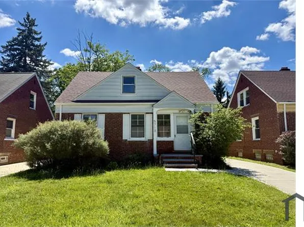 5713 South Blvd, Maple Hts, OH 44137