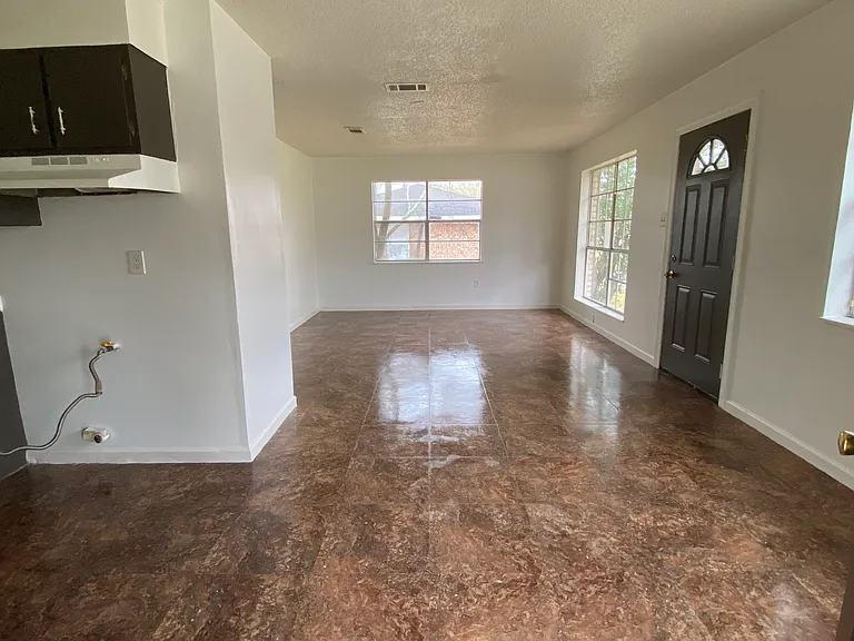 Kitchen to Living Room