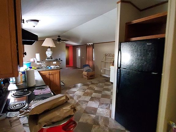 Entry from back door into kitchen