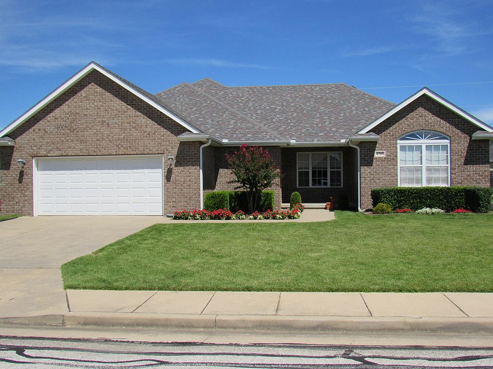 1st image of 4709 W 28th Pl