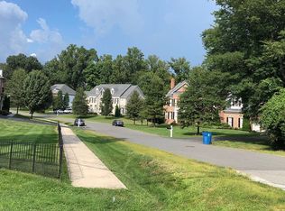 1607 Ashgrove Meadows Way, Vienna, VA 22182