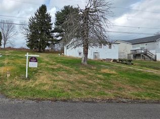 112 Mancha St N, Eighty Four, PA 15330