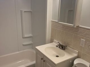 64 Fairmount St #1L, Waterbury, CT 06706