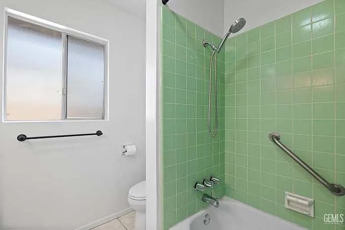 3 bed, 1635 sqft, $825 — Photo 3