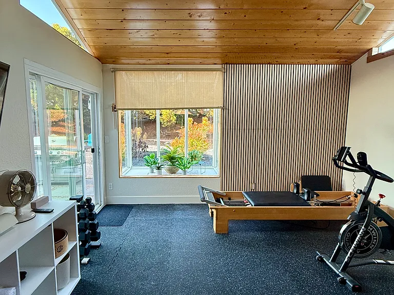 12822 Avenida La Valencia — Photo 21