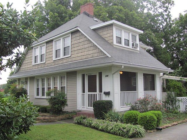 1st image of 448 E Broad St
