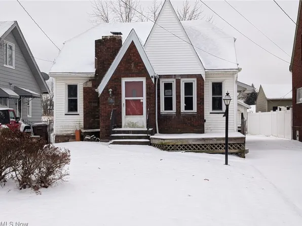 27 Erskine Ave, Youngstown, OH 44512