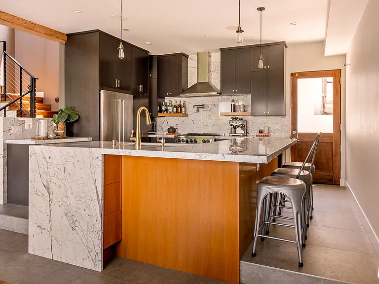 3606 Berry Dr — Photo 11