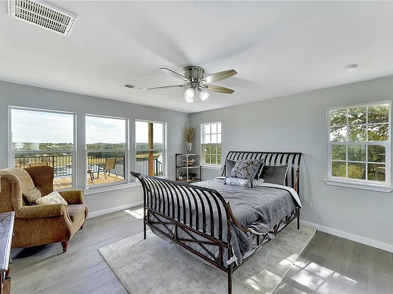 713 Nomad Dr — Photo 10