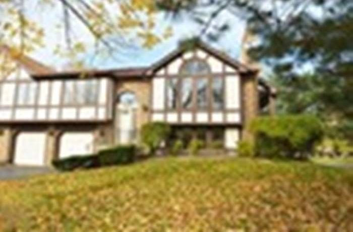 1st image of 853 S Dwyer Ave