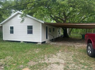 25231 Giles Rd, Springfield, LA 70462
