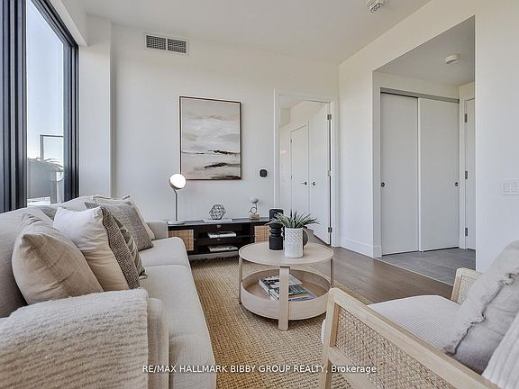 5th image of 1414 Bayview Ave #702