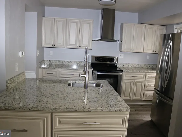 9302 Frostburg Way — Photo 13