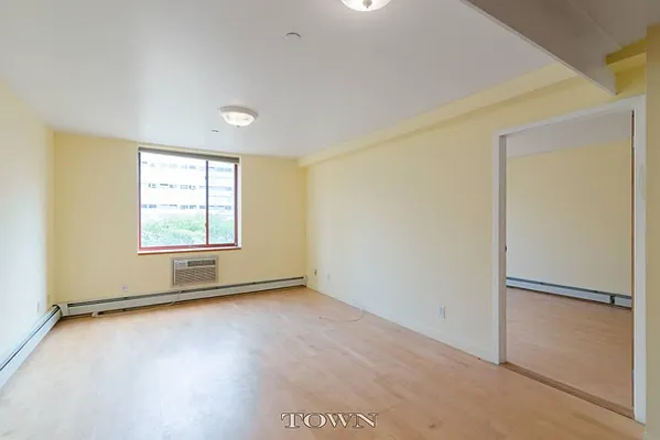 Rented by Town Residential | media 31