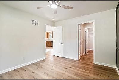 1st image of 4719 Beech Dr
