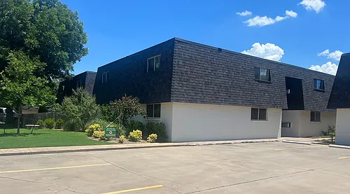 Willow Wood Apartments Photo 1