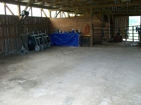 5th image of 1351 Dora Road