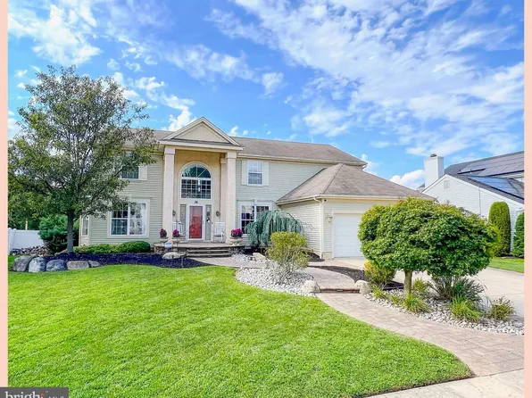 36 Moray Ln, Sewell, NJ 08080