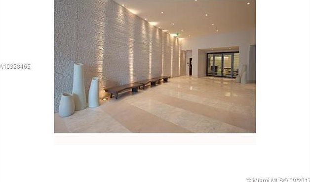 2nd image of 200 Biscayne Blvd Unit 1402