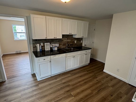 3rd image of 73 Ferris Ave #73