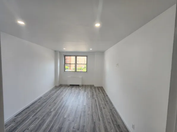 7100 Blvd East image 10 of 17