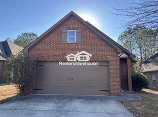 261 Oxmoor Pl, Birmingham, AL 35211