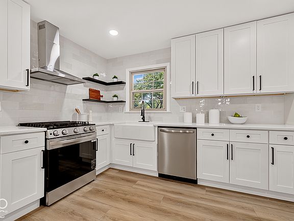 5th image of 3139 Albright Ct