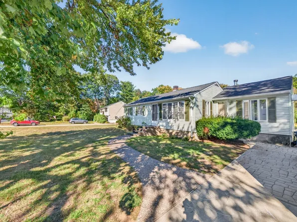 121 High St, Billerica, MA 01821