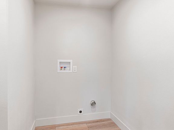 3rd image of 305 W 8th St