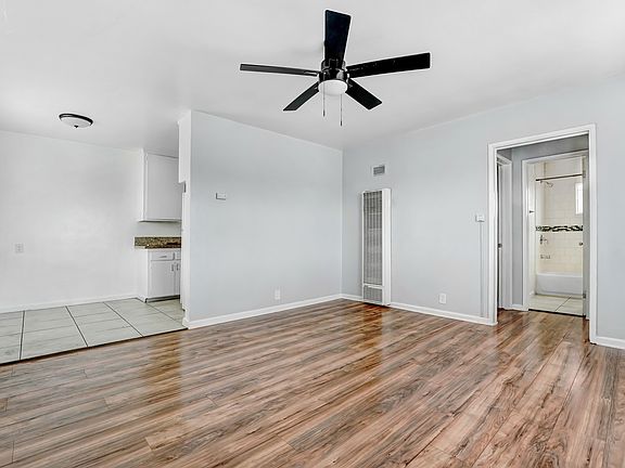 2nd image of 11720 S Budlong Ave #1